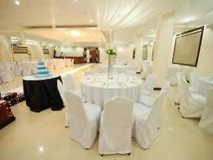 La Roca Veranda Suites & Restaurant Legazpi Kültér fotó