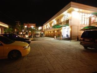 La Roca Veranda Suites & Restaurant Legazpi Kültér fotó